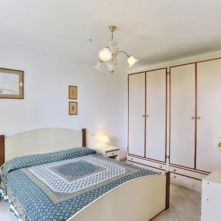 Διαμέρισμα Del Lustrino Trilocale